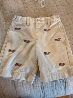 Vineyard Vines Khaki Shorts with American Flag Whale Embroidery
